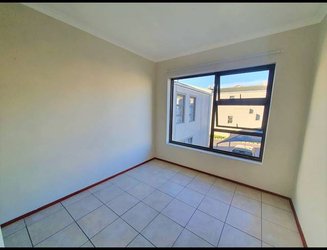 1 BEDROOM APARTMENT TO LET IN PAROW NORTH